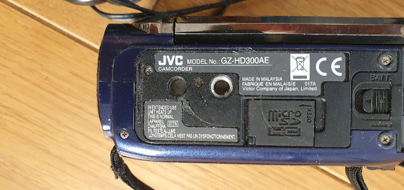 Photo/Video JVC Eeverio GZ-HD300 + WR-MG250U+ Accessories