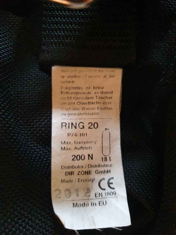 Tarierjacket DIR ZONE Ring Wing 20 mit Backplate und Harness