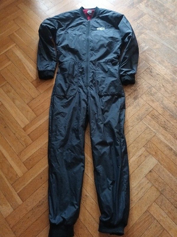 Tauchanzug 2x Unterzieher und Unterziehfüsslinge