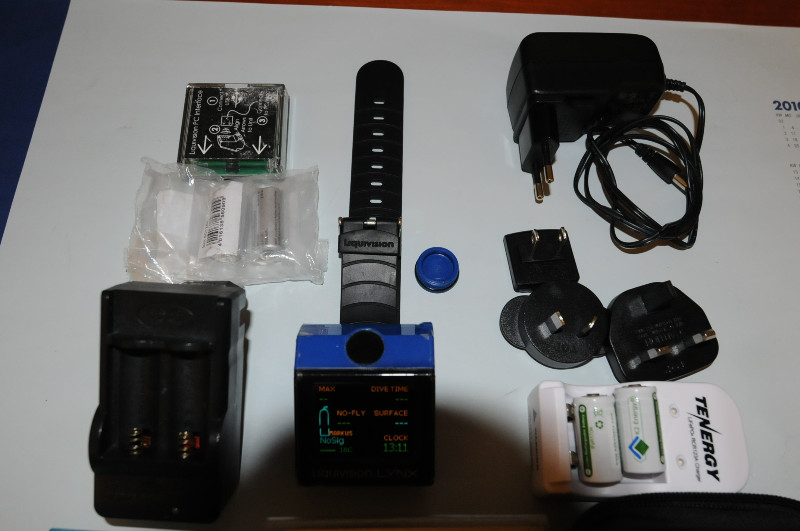 Tauchcomputer/Uhr Liquivision Lynx defekt mit viel Zubehör