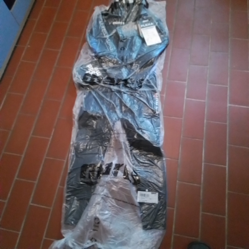 Tauchanzug Mares Flexa 5.4 Gr. 5 neu!