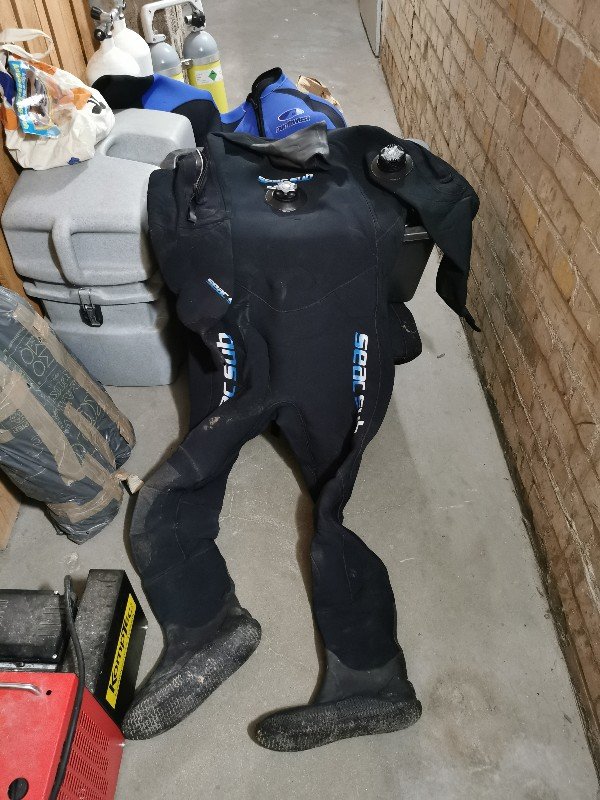 Dive Gear Complete diving equipment – professional bundle incl. compressor & drysuits – pick-up in Berlin from July 20