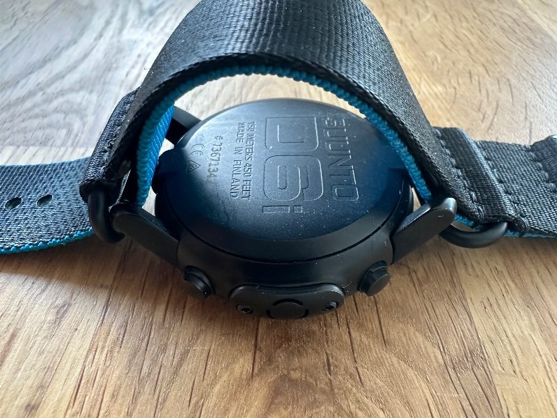 Tauchcomputer/Uhr Suunto D6i Novo Zulu Instructor sehr gut erhalten 