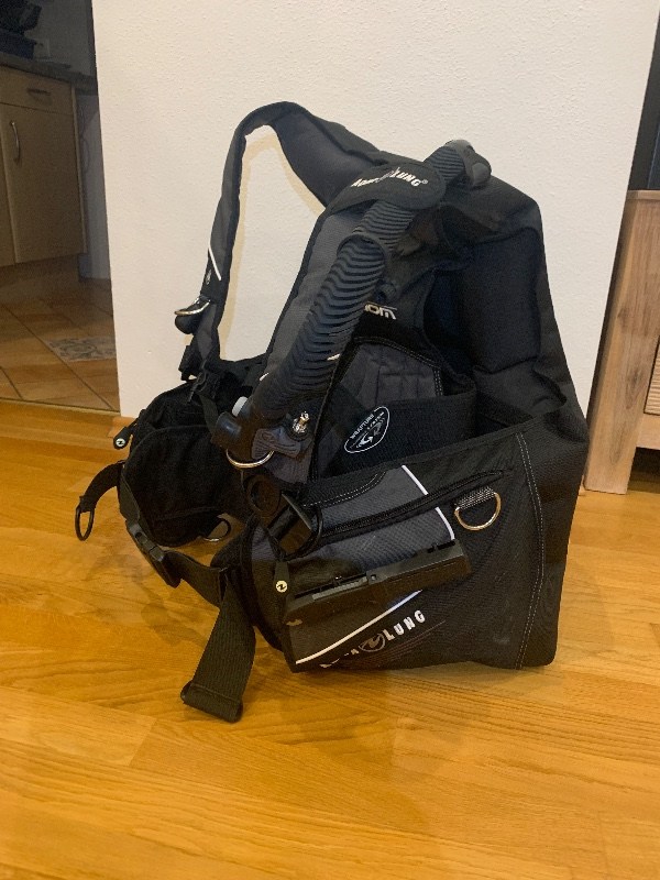 BCD/Vest Aqualung Axiom | ADV Jacket | Size XL | TOP condition | Dive