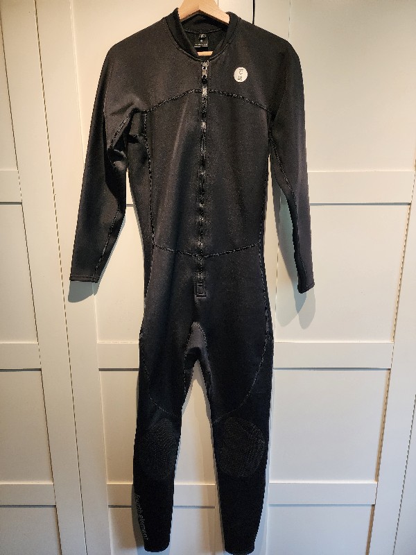 Dive Suit Neoprene: Fourth Element