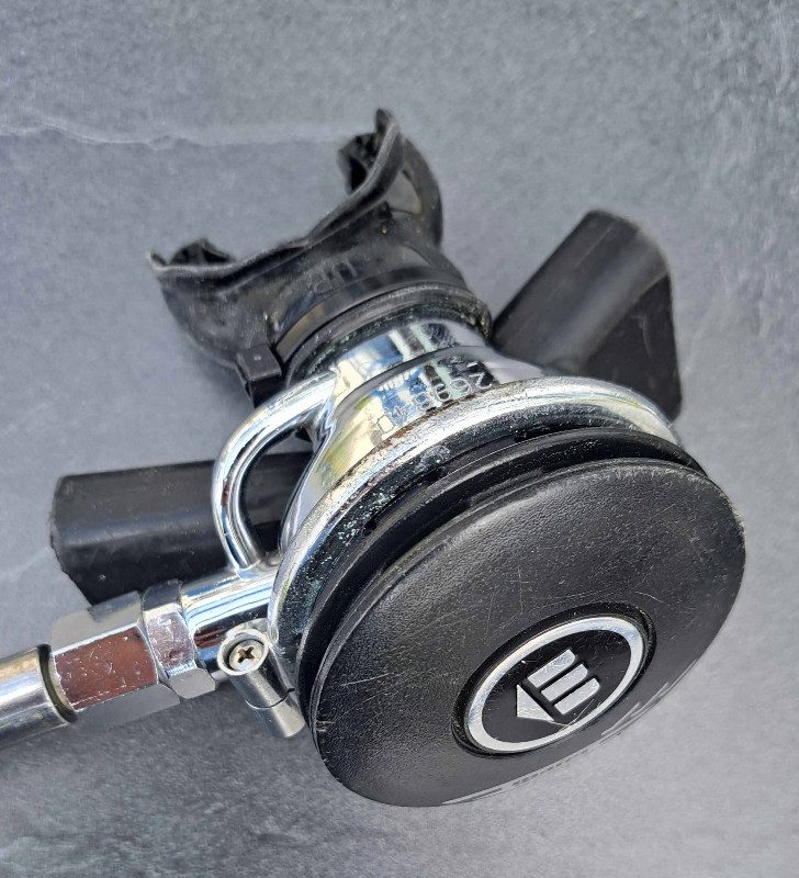 Regulator Mares MR 12 with CW Kit, 2nd Stage Mares III, Octopus XL