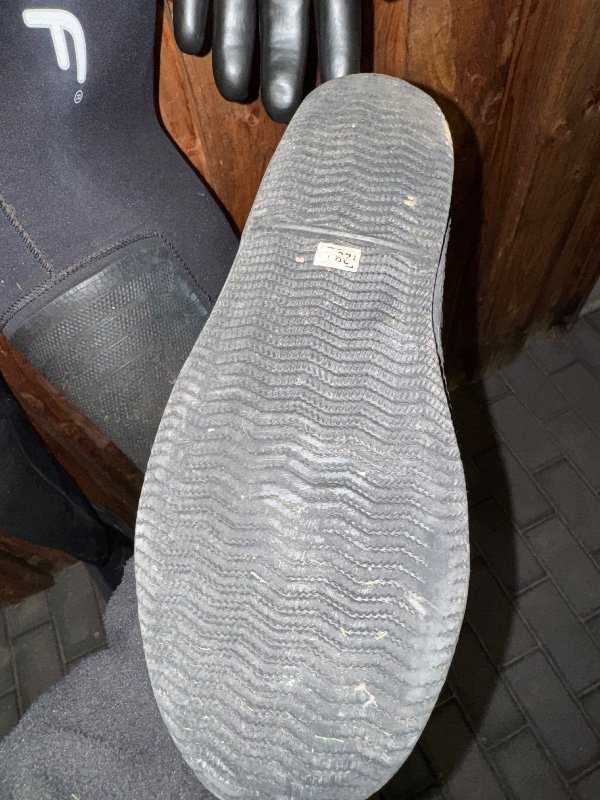 Dive Suit Waterproof D70sc in ML with glove system