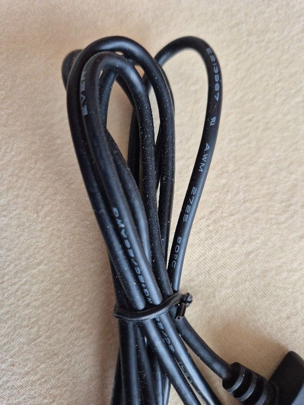 Tauchcomputer/Uhr NEU! OCEANIC AERIS Tauch-Computer Download-Übertragungs-Kabel USB-Kabel Daten-Kabel