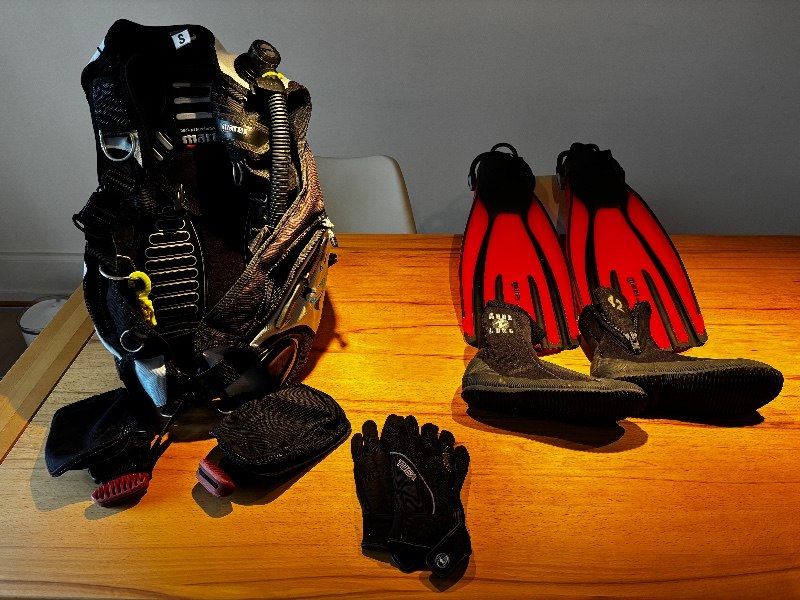 Tauchausrüstung 2x Tauchequipment