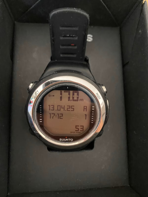 Dive Computer/Watch Suunto Di 4 Novo - Black