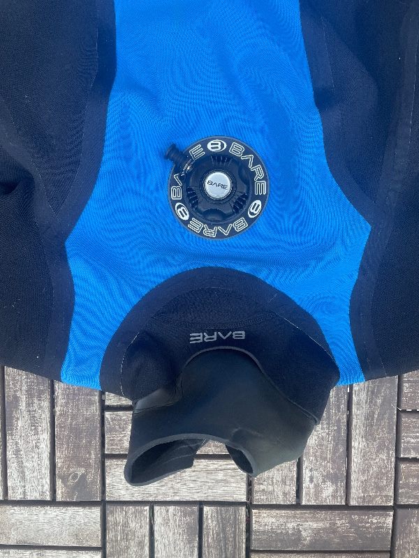 Dive Suit Drying Cloth Suit by BARE XCD 2 Pro Dry.