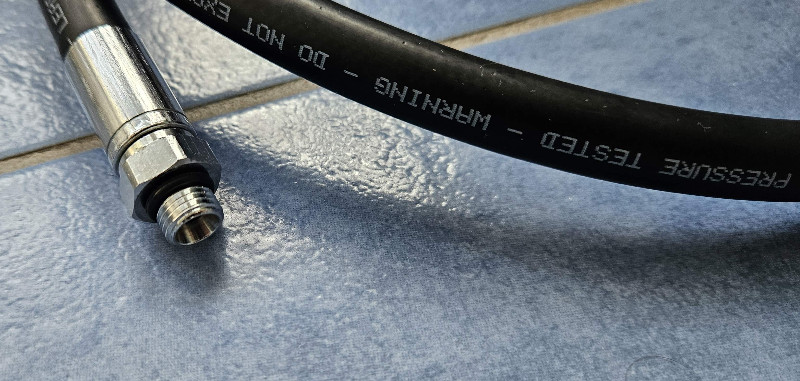 Tauchausrüstung Mitteldruckschlauch Gummi 150cm f Oktopus Atemregler schwarz 35 Bar