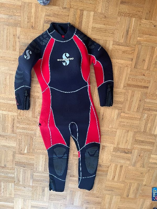 Dive Suit Scubapro Everflex 7/5 Overall Women, Size L , Backzip, Black/Red