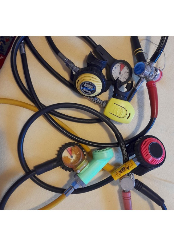 Dive Gear Biete unterschiedliche gebrauchtes Tauchequippment wegen Aufgabe des Sports: