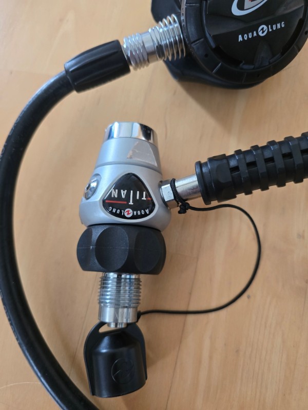 Atemregler Titan LX absolut neuwertiger Atemregler + 1. Stufe !!!