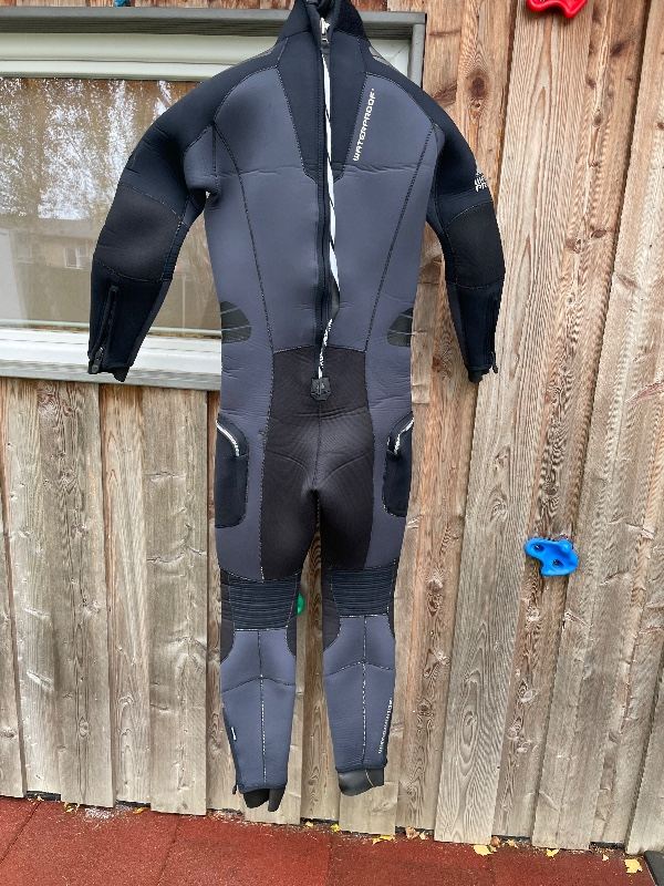 Dive Suit Waterproof W7 in Man S and 7mm