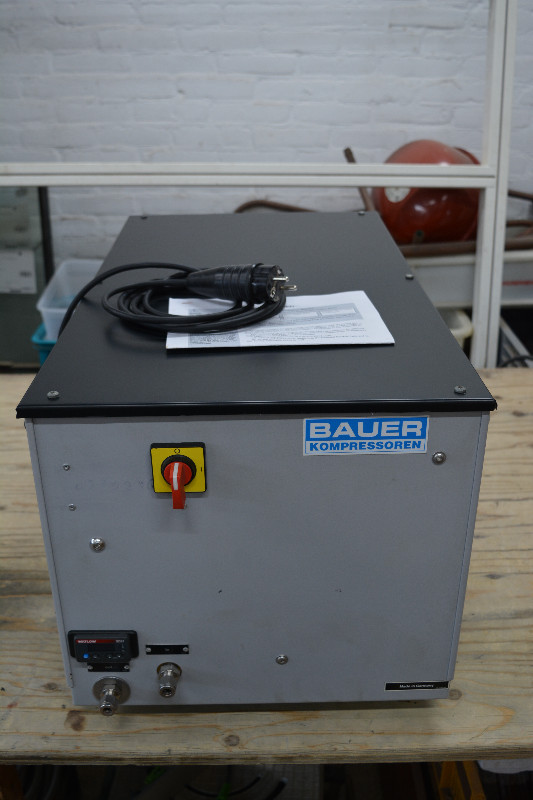 Dive Compressor Bauer Airkool V008