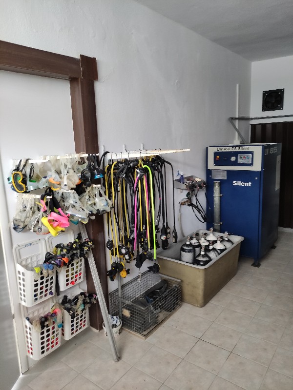 Company Acquisition PADI 5 Star IDC Divecenter in Greece (Kriopigi, Halkidiki) for sale!