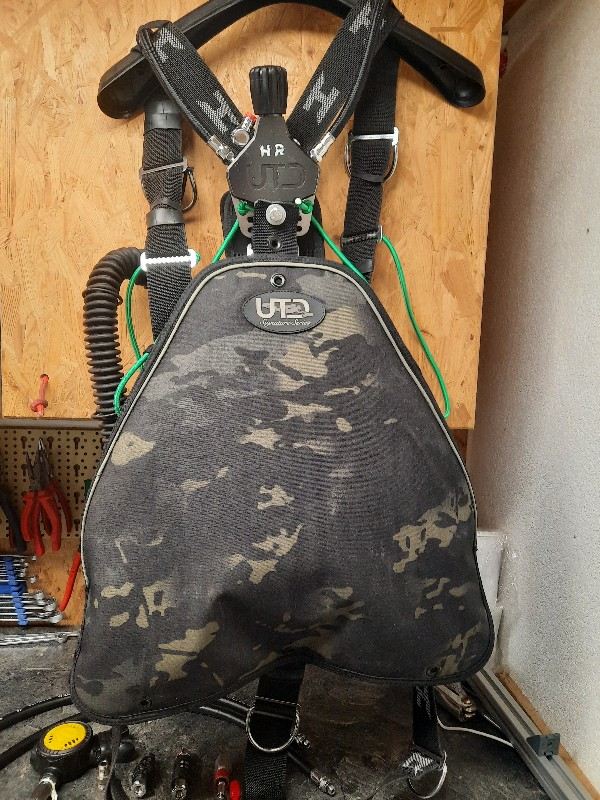 Tarierjacket UTD Sidemount Z System 