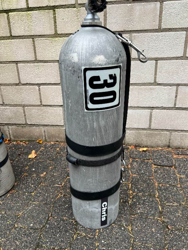 Tauchflasche/Blei 5x 11,1 l Stage-Flaschen einzeln abzugeben  VB250€ Stk. 