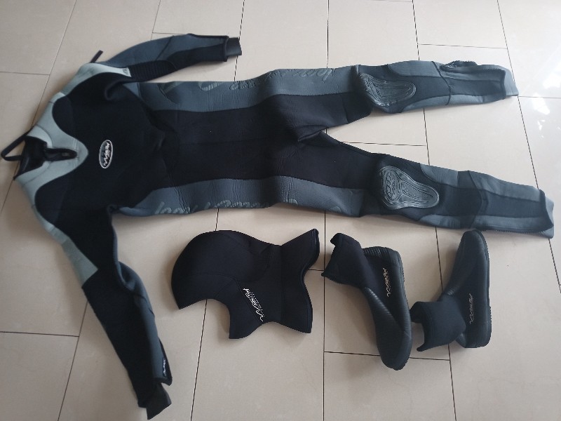 Dive Suit Water Proof A-ZOR Size 54 + Hood + Socks