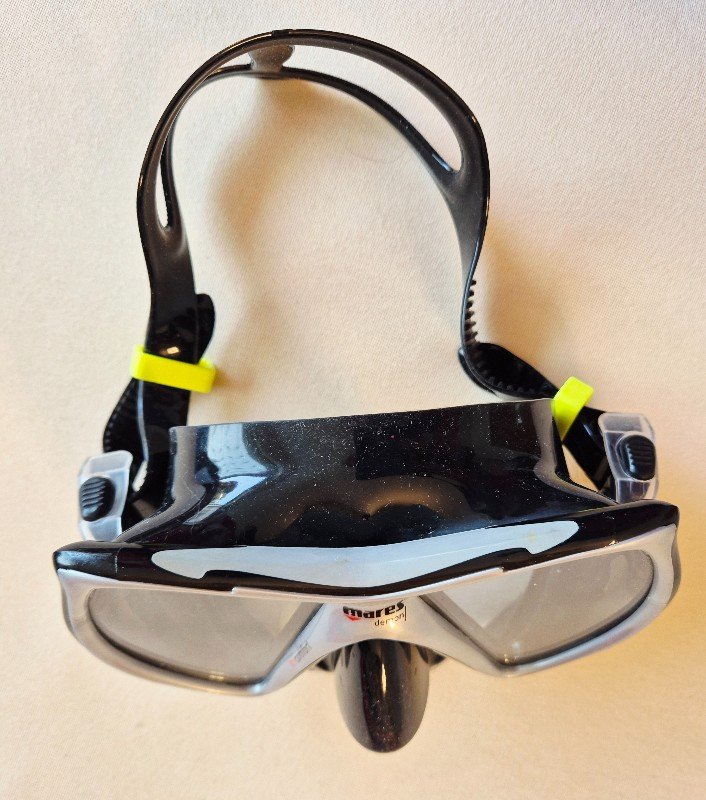 Basic Equipment NEW Mares Demon Two-Glass Mask Tricomfort Silicone Black / Grey