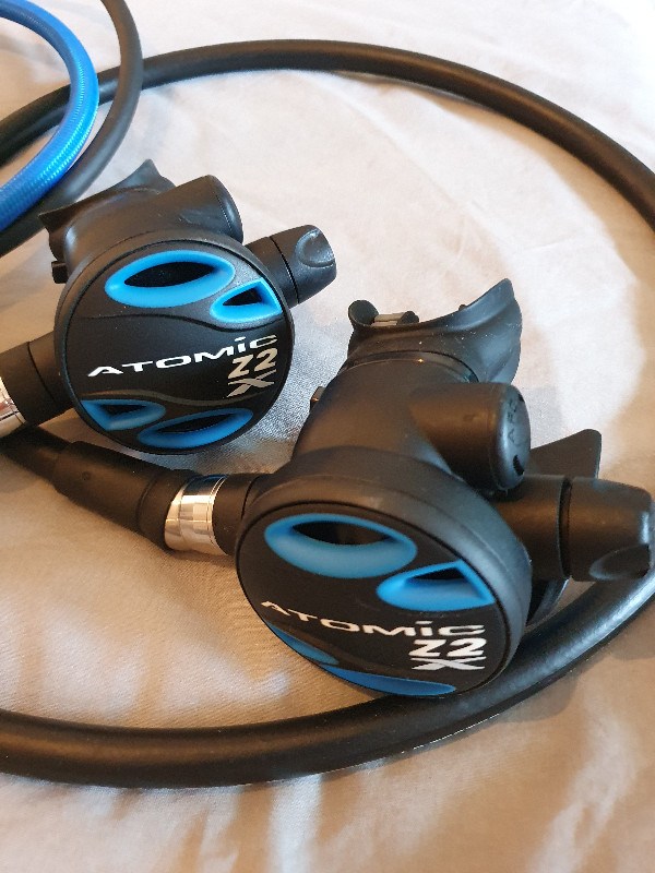 Atemregler kaltwassertaugliches Set Atomic Aquatics T2X