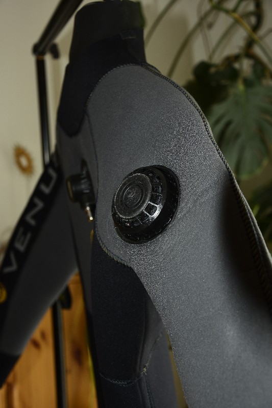 Dive Suit Poseidon Venus 6.5mm Neoprene Drysuit - Women (Size M)