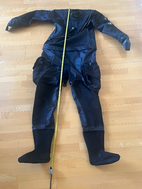 Tauchanzug Trockentauchanzug DUI  
