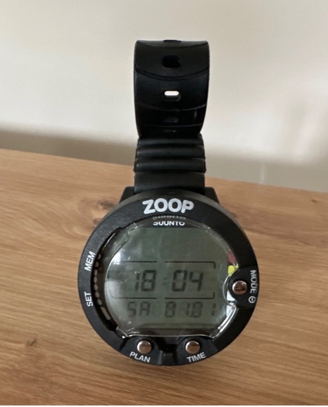 Dive Computer/Watch SUUNTO USED ZOOP SCHWARZ DIVE COMPUTER