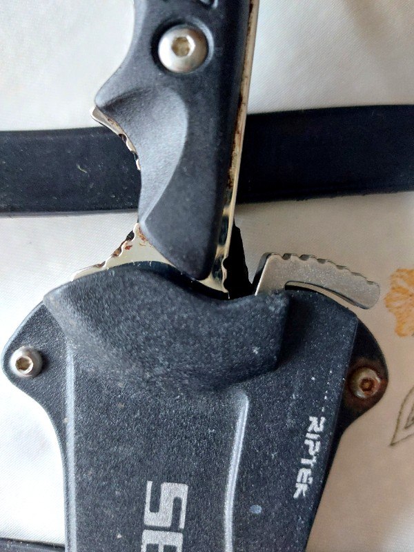 Tauchausrüstung Tauchermesser Firma Seac Sub
