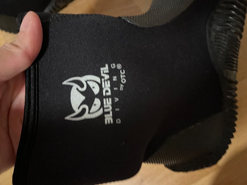 Basic Equipment Shoes 38/39 blue devil