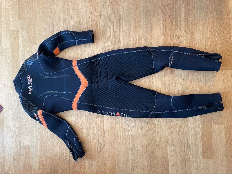 Dive Suit Wetsuit 7mm Women Size 40