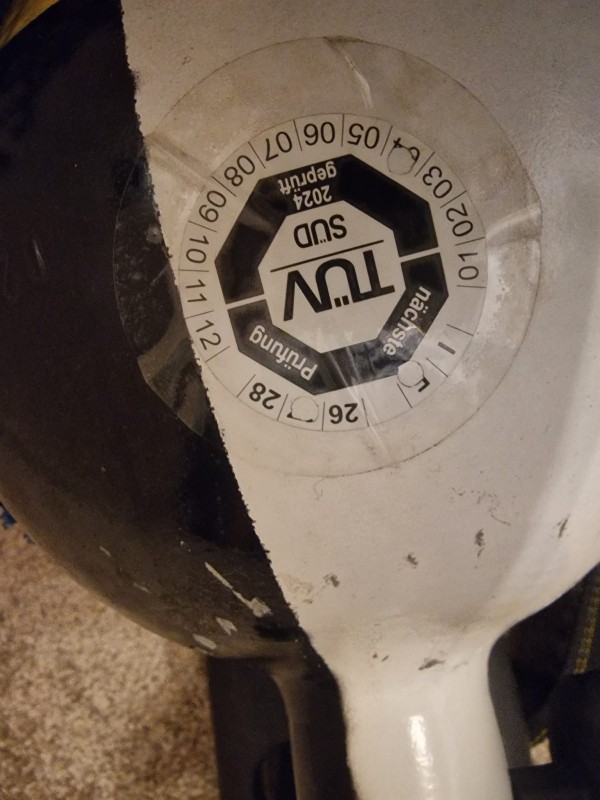 Tauchflasche/Blei Tauchflasche 11.1 (?) l. Alu mit Tragesystem und Reserveschaltung 100€