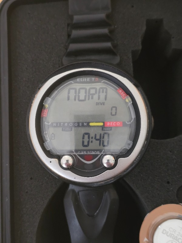Tauchcomputer/Uhr Aeris Elite T3