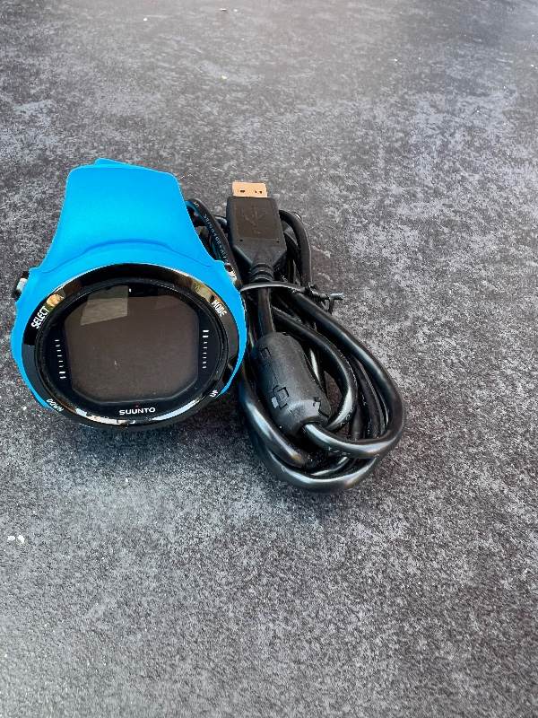 Dive Computer/Watch Sunnto D4i Novo with USB