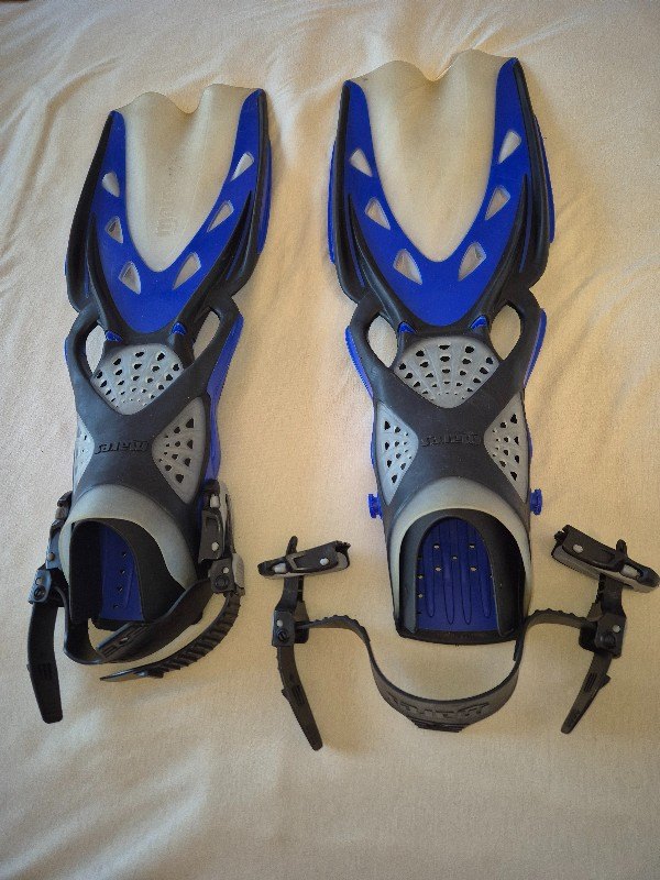 Basic Equipment MARES X-STREAM Device, Diver & Snorkel Fins Size S 37-41