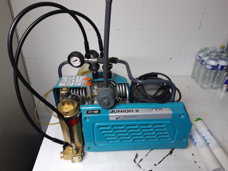 Tauchkompressor Bauer Junior II  220 Volt