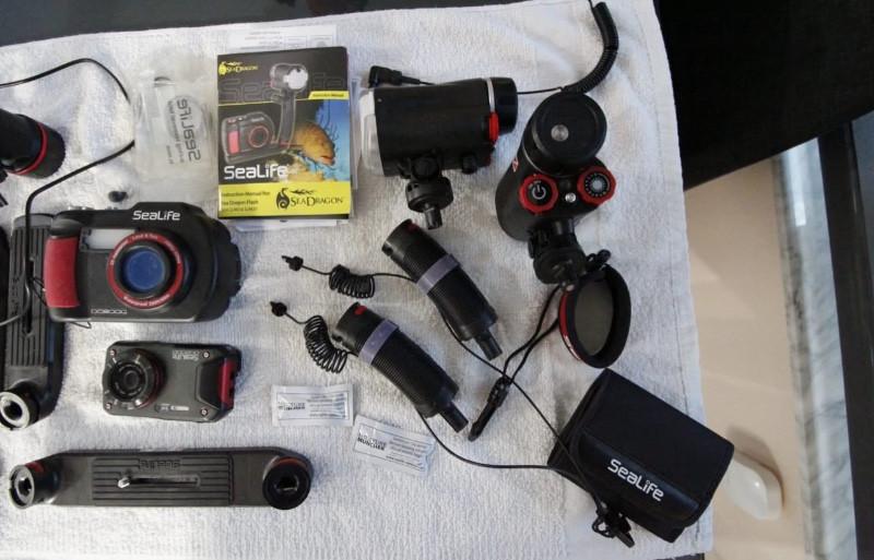 ABC SeaLife DC2000 Camera - complete package with extras