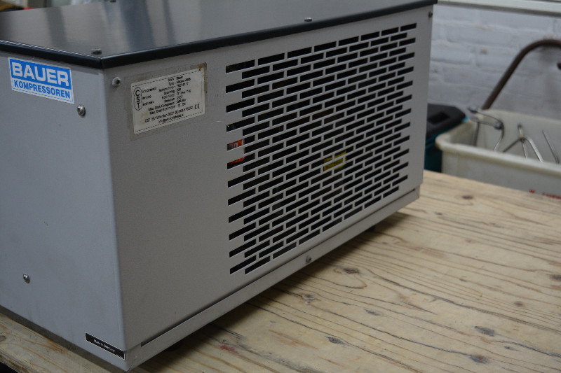 Dive Compressor Bauer Airkool V008
