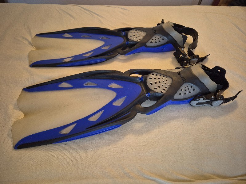 Basic Equipment MARES X-STREAM Device, Diver & Snorkel Fins Size S 37-41