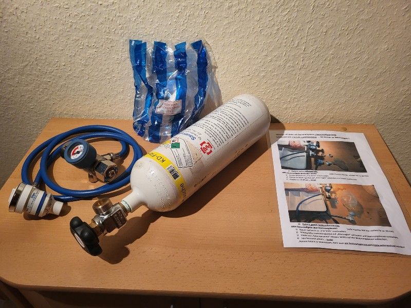 Verschiedenes Sauerstoff Notfallkoffer 2l Flasche Automat CF/DV und Masken