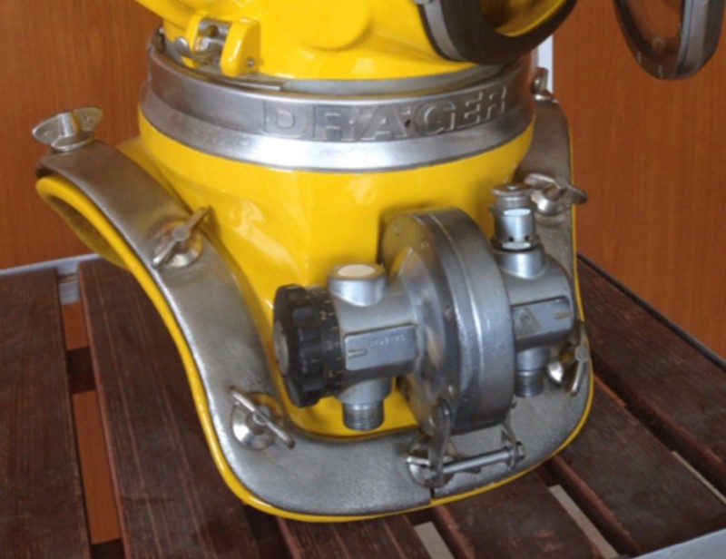 Miscellaneous Shoulder Piece for Dräger Diving Helmet DM 200 / 220