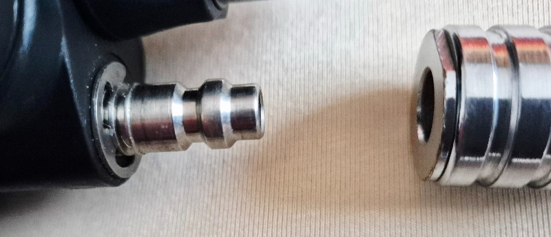 Regulator LOOKING for a nipple / inflator connector (male) for ScubaPro Air 2, Tusa Duo-Air, Atomic SS1, Sherwood Gemini & Zeagle Octo-Z inflators / vest vending machines. 
