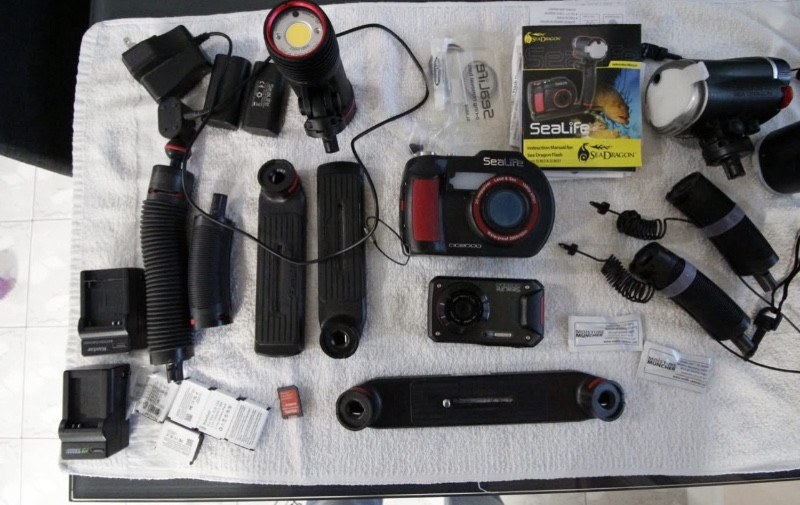 ABC SeaLife DC2000 Camera - complete package with extras