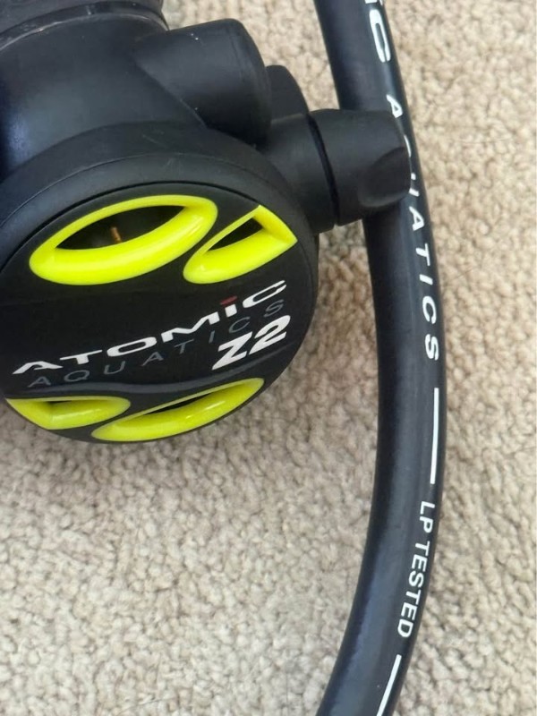 Reise Atomic B2 Z2 scuba regulator.