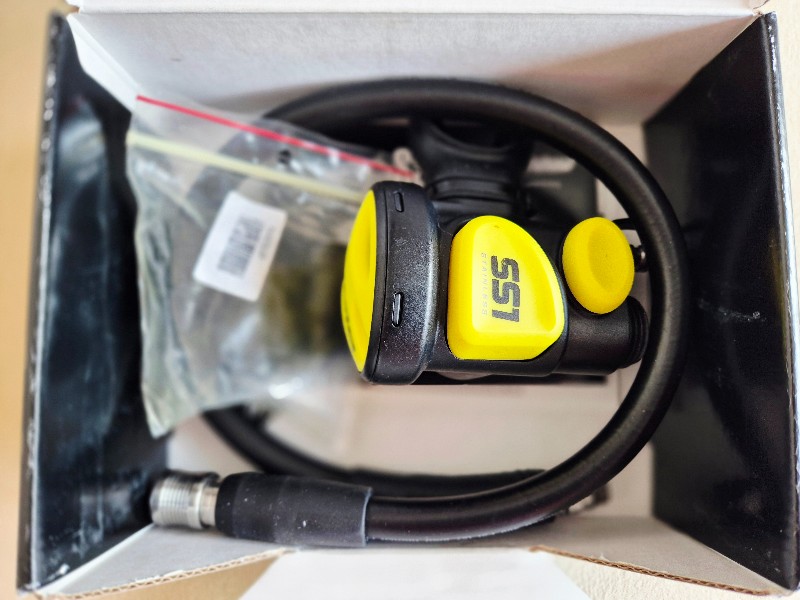 Atemregler 1x BRANDNEUER ATOMIC AQUATICS SS1 Atemregler Lungenautomat Oktopus Inflator Westenautomat mit drei Adapter und original Inflatorschlauch