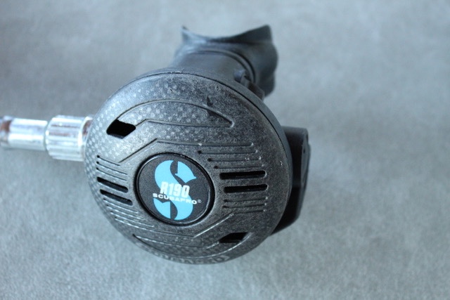 Miscellaneous MB Sub photo lamp with swivel light and support for digital underwater camera body
