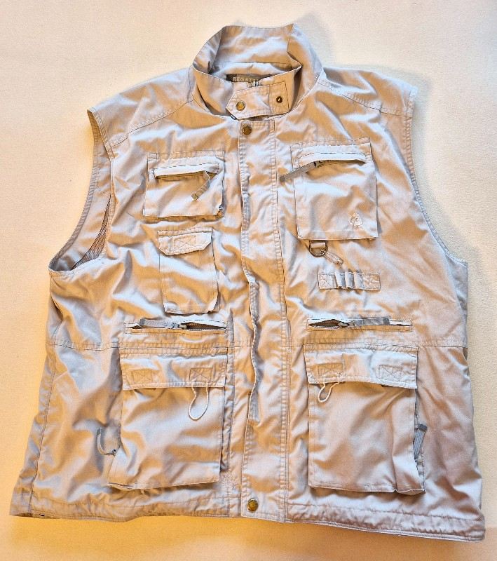 Miscellaneous Size 58/60 REGATTA Travel Vest Functional Vest Outdoor Vest Trekking Vest with 12 Pockets EXCELLENT for Air Travel!