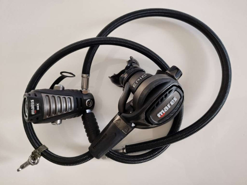 Atemregler Mares Set